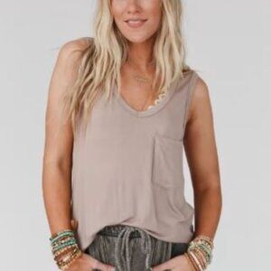 NWT Womens Three Bird Nest Shelli Scoop Neck Tank Top Dark Mocha Size Small